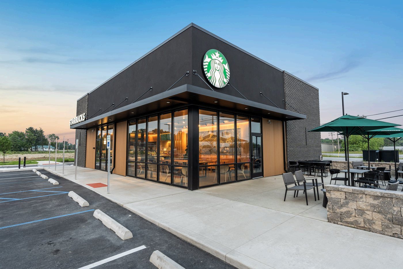 Starbucks storefront at The Shops at Copper Creek, Huntertown Indiana